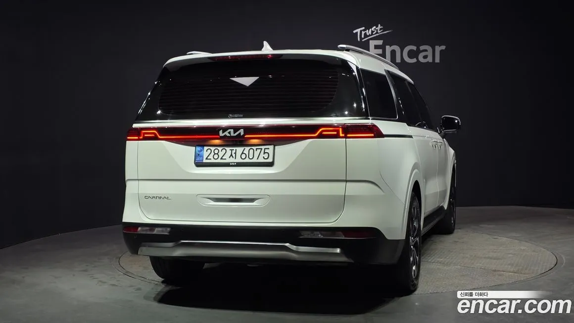 Kia Carnival 2023 из KR, фото 5