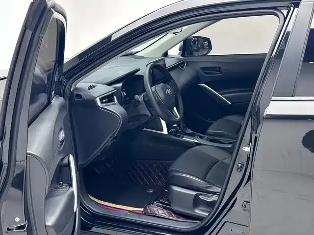 Toyota Frontlander 2022 из CN, фото 9