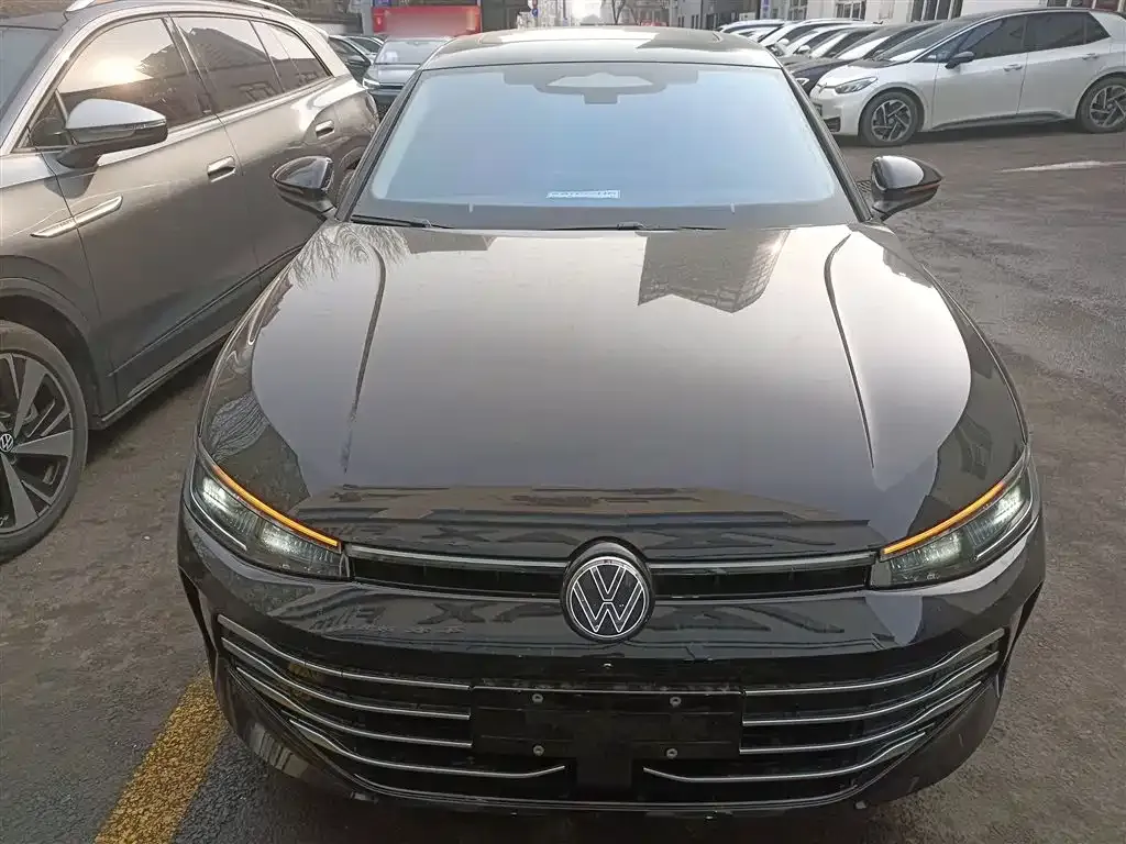 Volkswagen Passat 2025 из CN, фото 2
