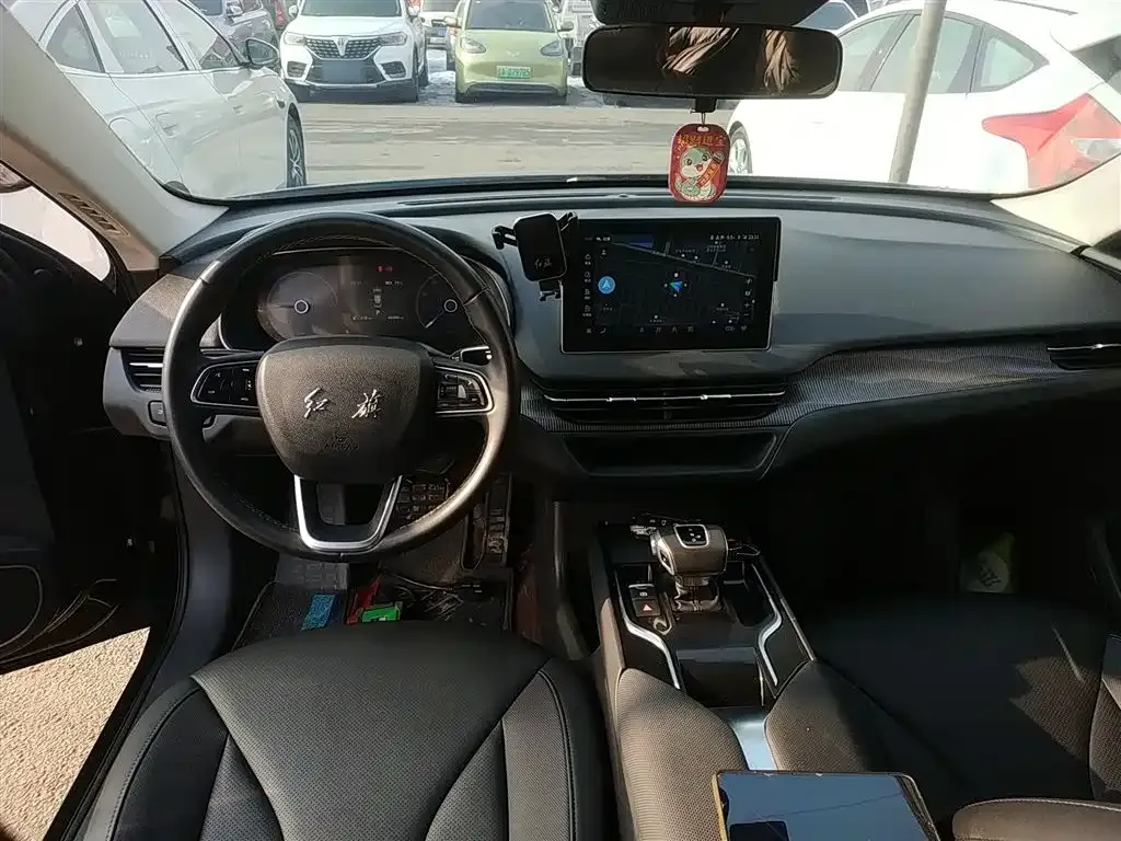 Hongqi E-QM5 2024 из CN, фото 7