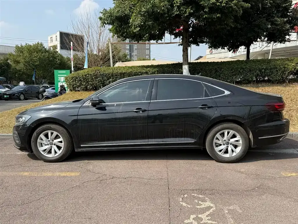 Volkswagen Passat 2024 из CN, фото 9