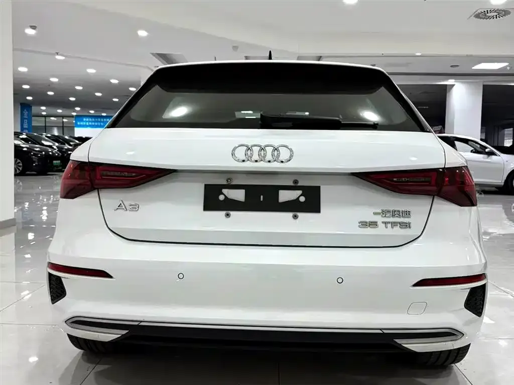 Audi A3 2022 из CN, фото 2