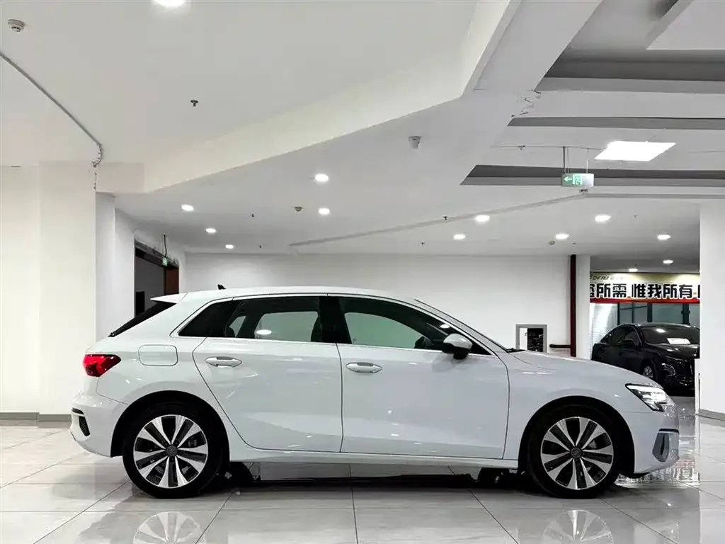 Audi A3 2022 из CN, фото 4