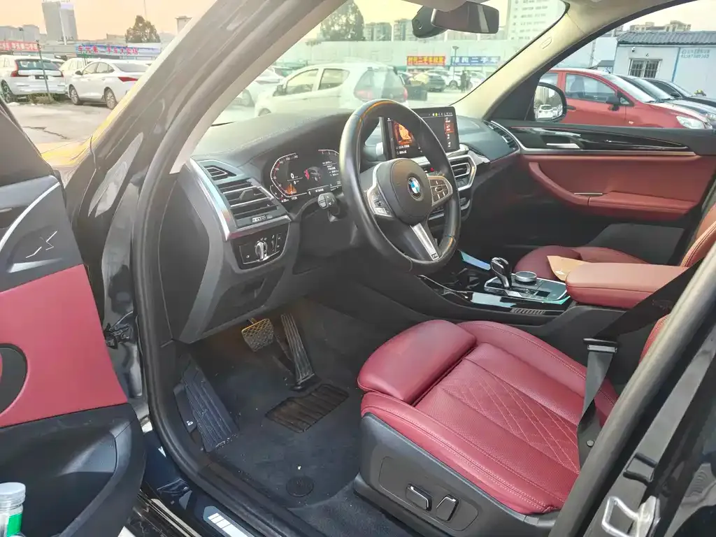 BMW X3 2024 из CN, фото 2