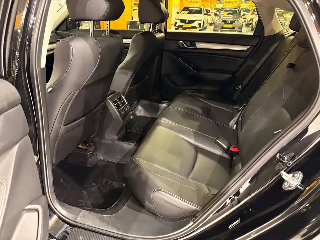 Honda Accord 2022 из CN, фото 4