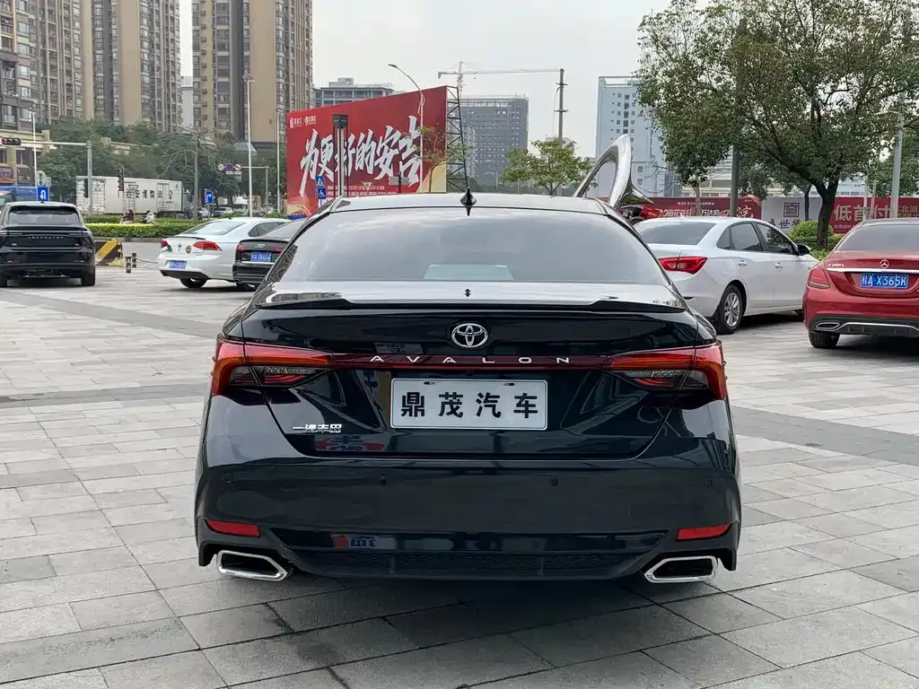 Toyota Avalon 2023 из CN, фото 6
