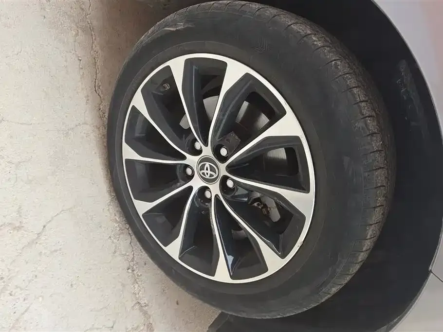 Toyota Avalon 2022 из CN, фото 4