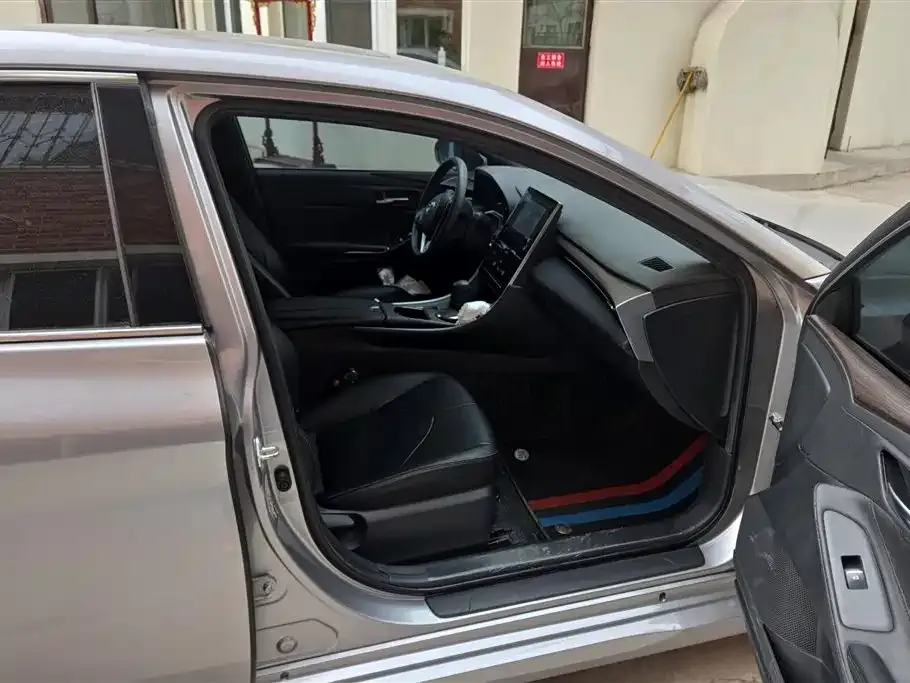 Toyota Avalon 2022 из CN, фото 5