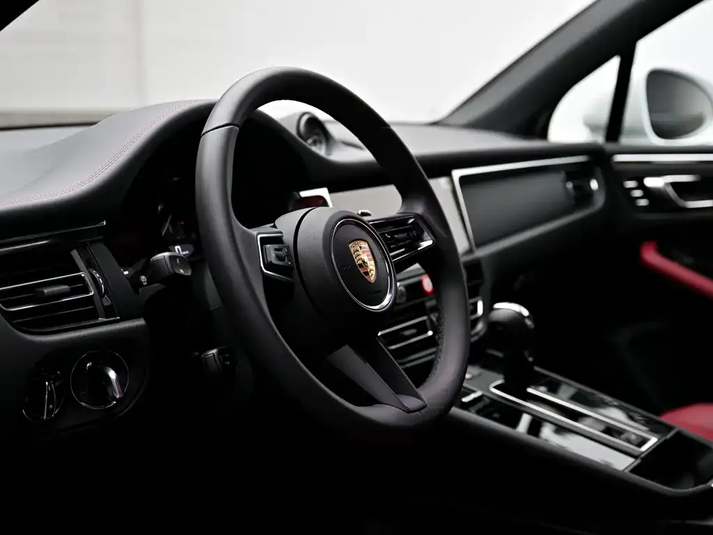 Porsche Macan — фото 7