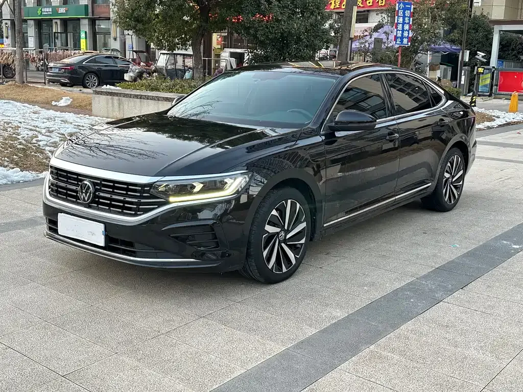 Volkswagen Passat 2023 из CN, фото 1