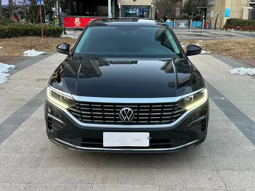 Volkswagen Passat 2023 из CN, фото 7