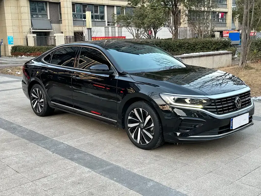 Volkswagen Passat 2023 из CN, фото 9