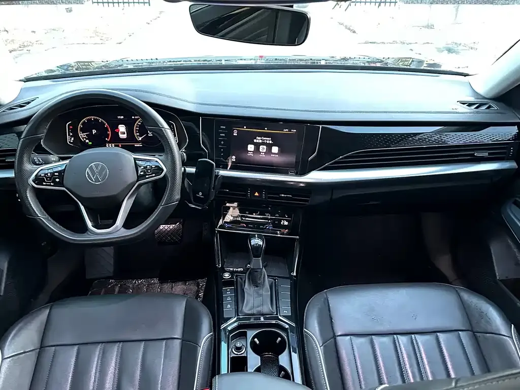 Volkswagen Passat 2023 из CN, фото 2