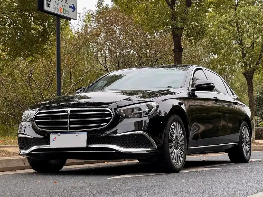 Mercedes-Benz E-Class 2023 из CN, фото 1