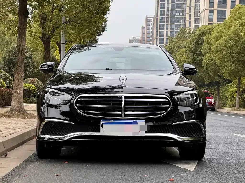 Mercedes-Benz E-Class 2023 из CN, фото 6