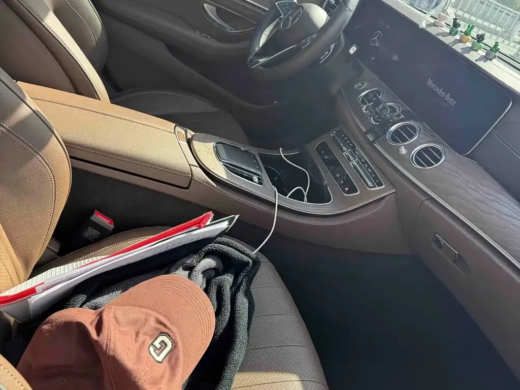 Mercedes-Benz E-Class 2023 из CN, фото 7