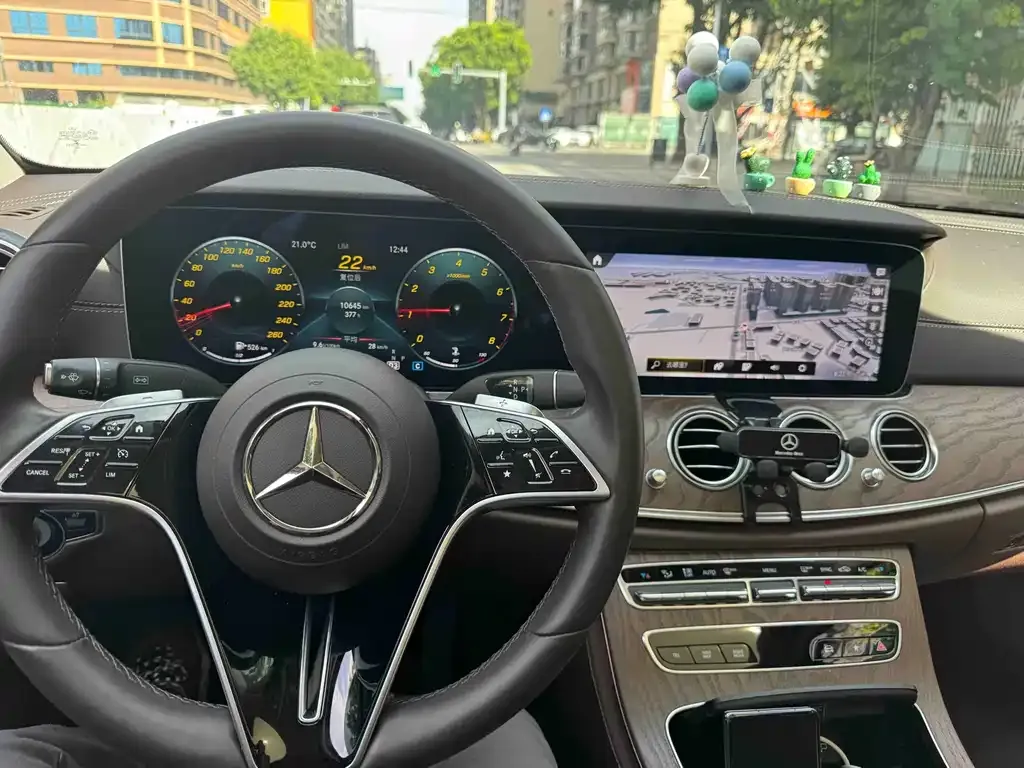 Mercedes-Benz E-Class 2023 из CN, фото 2