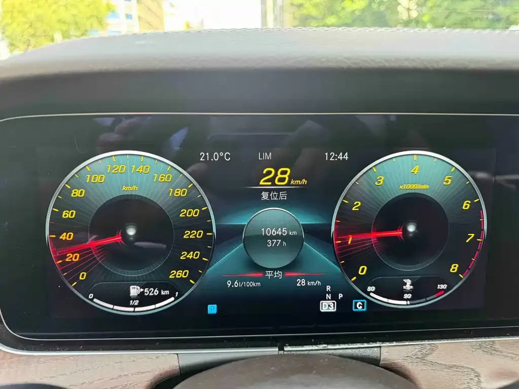 Mercedes-Benz E-Class 2023 из CN, фото 5