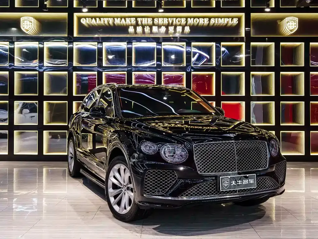 Bentley Bentayga 2021 из CN, фото 9
