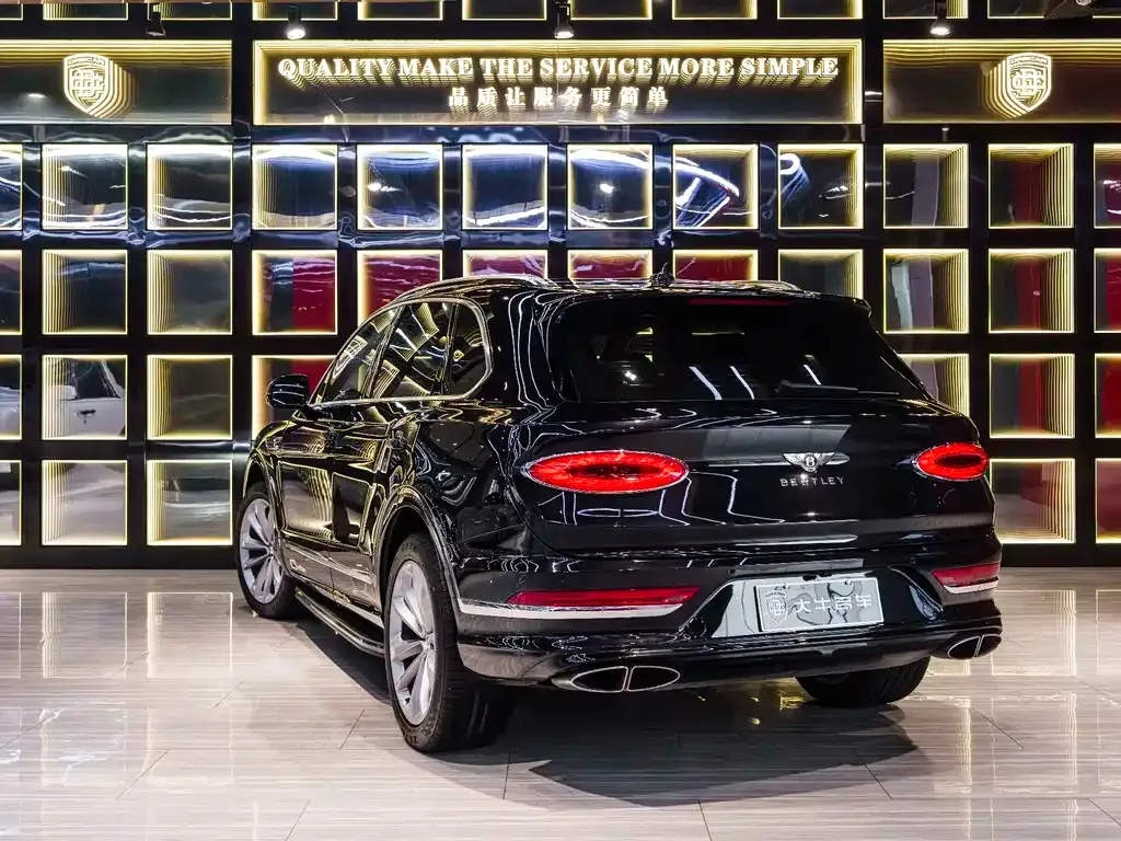 Bentley Bentayga 2021 из CN, фото 4