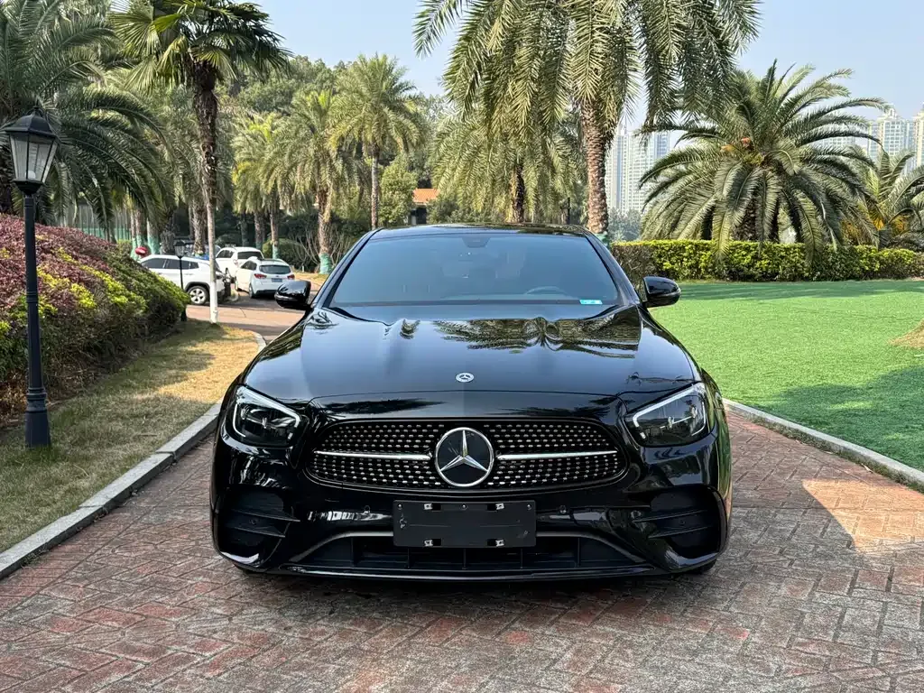 Mercedes-Benz E-Class (Import) — фото 1