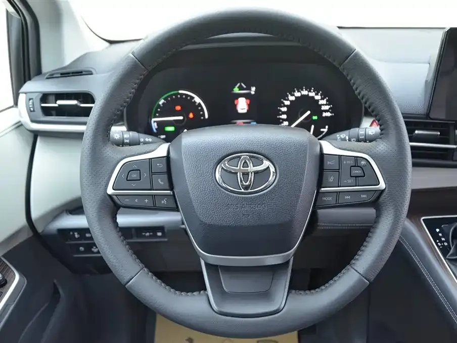 Toyota Sienna 2026 из CN, фото 10