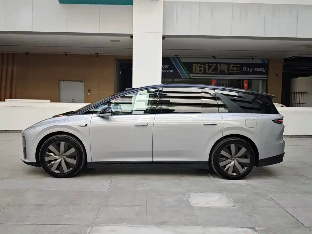 Li Auto i8 2025 из CN, фото 2