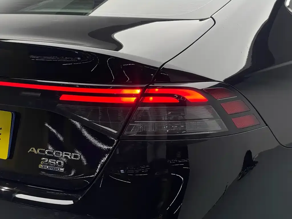 Honda Accord 2023 из CN, фото 10