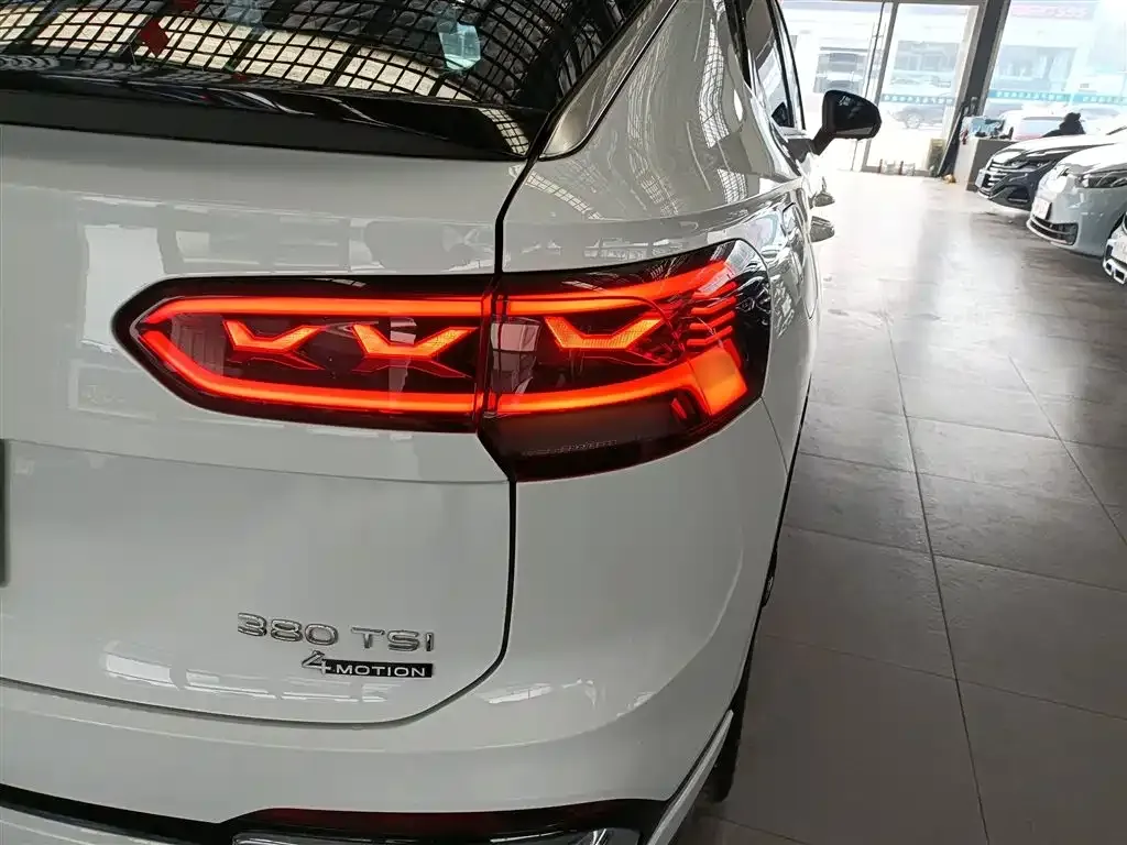 Volkswagen Tayron X 2022 из CN, фото 10