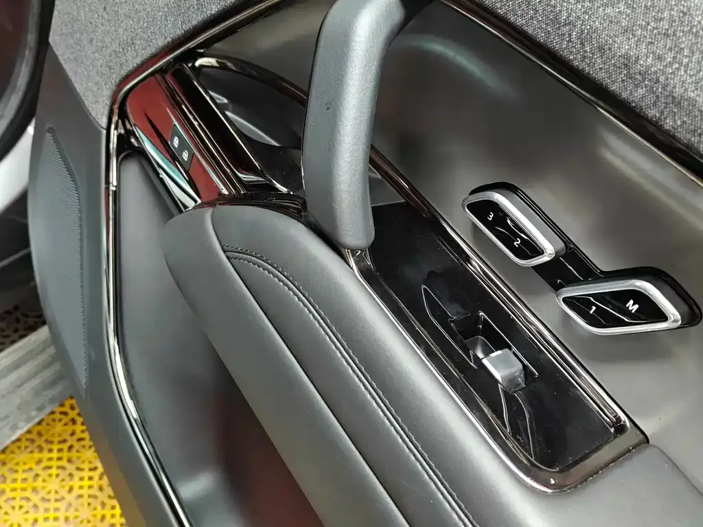 Land Rover Sport 2023 из CN, фото 9