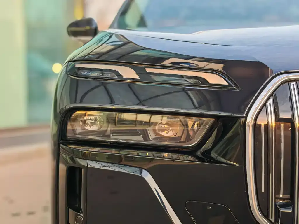 BMW i7 2024 из CN, фото 3