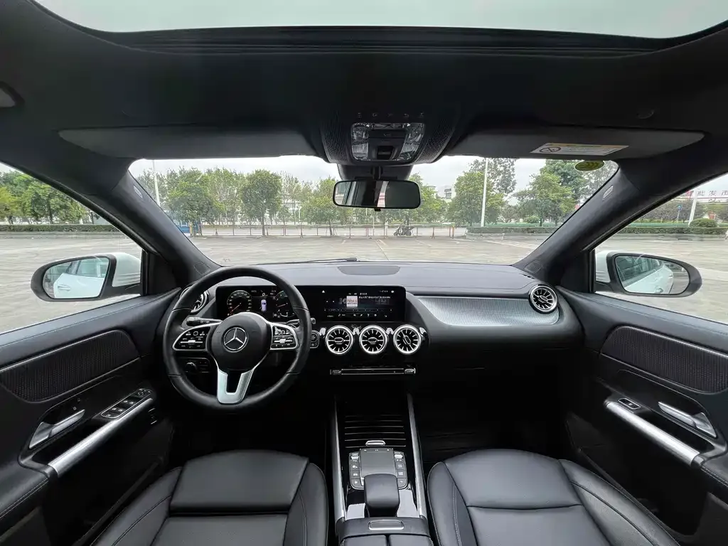 Mercedes-Benz GLA 2023 из CN, фото 5