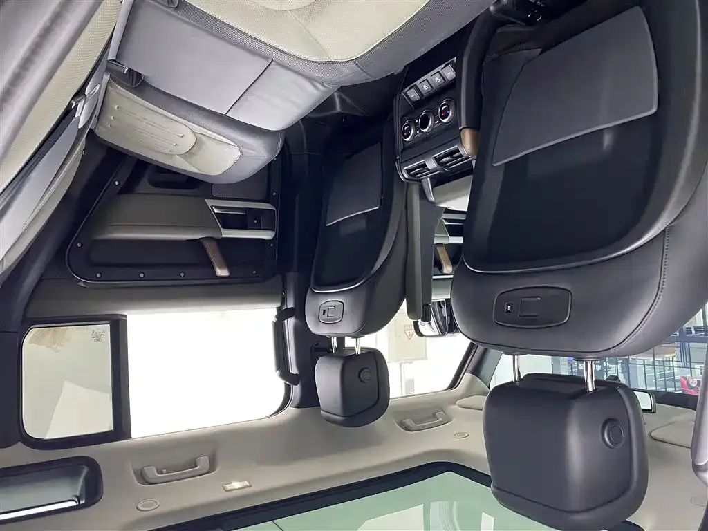 Land Rover Defender 2021 из CN, фото 3