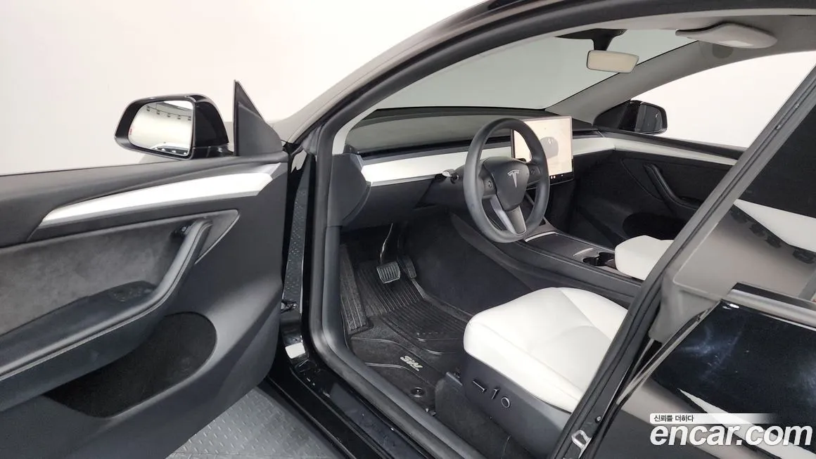 Tesla Model Y 2023 из KR, фото 10