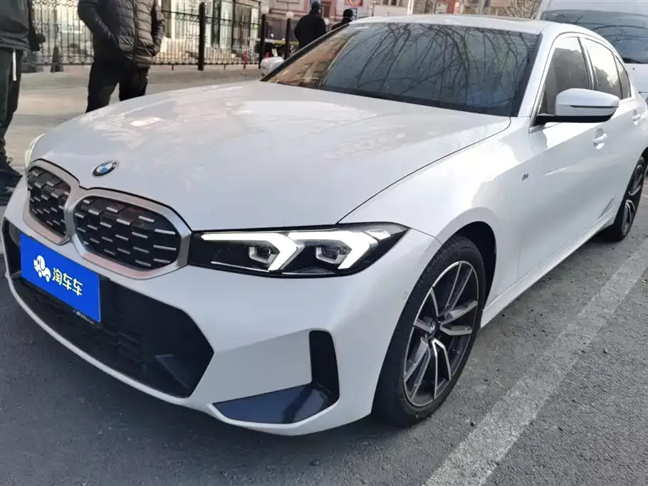 BMW 3 Series 2023 из CN, фото 1