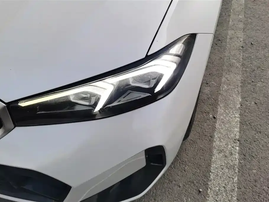 BMW 3 Series 2023 из CN, фото 9