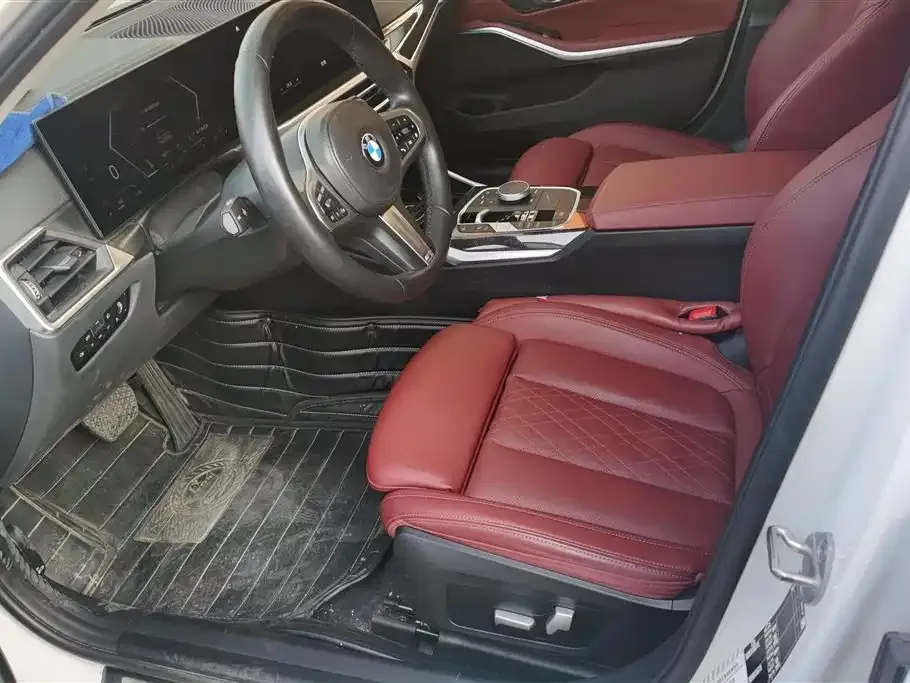 BMW 3 Series 2023 из CN, фото 2