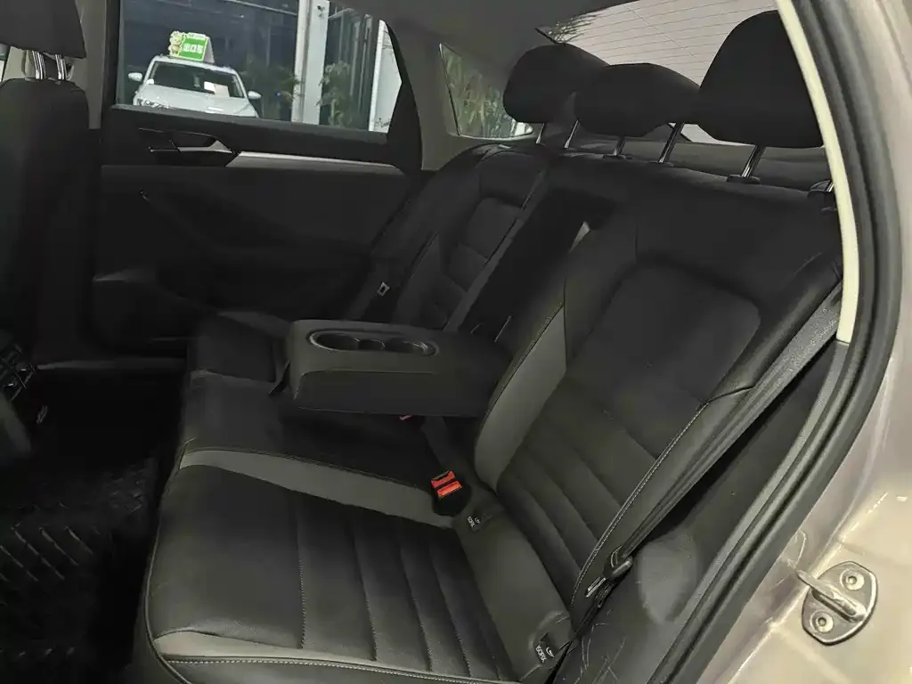 Volkswagen Sagitar 2022 из CN, фото 2