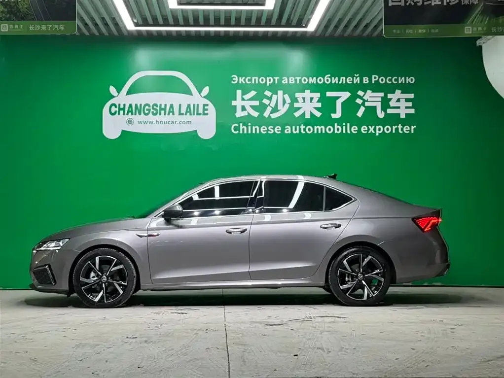 Skoda Octavia 2022 из CN, фото 6