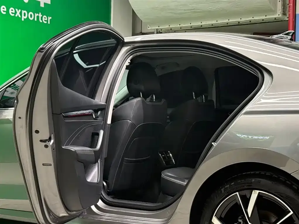 Skoda Octavia 2022 из CN, фото 7
