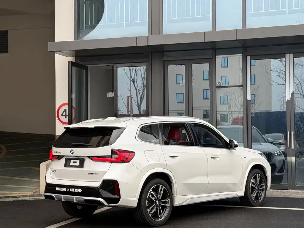 BMW X1 2023 из CN, фото 4