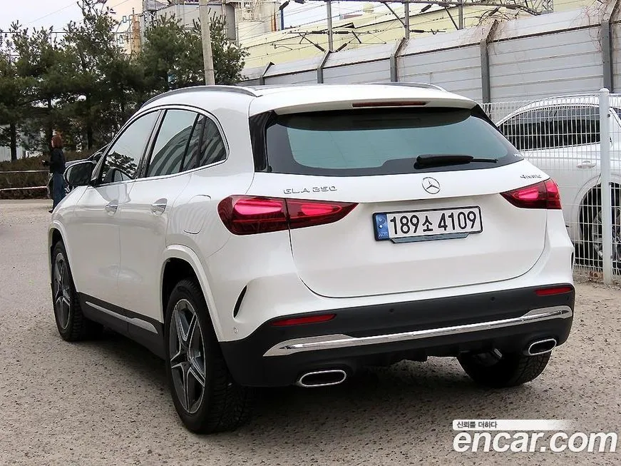Mercedes-Benz GLA-Class — фото 9