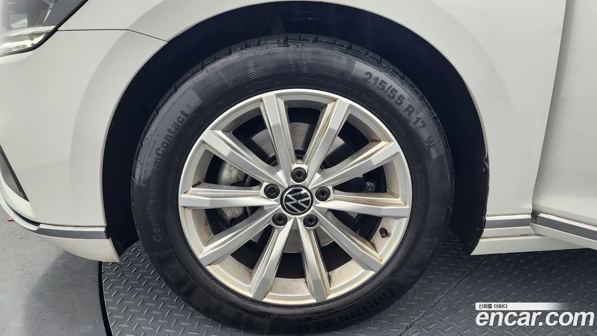 Volkswagen Passat 2021 из KR, фото 8