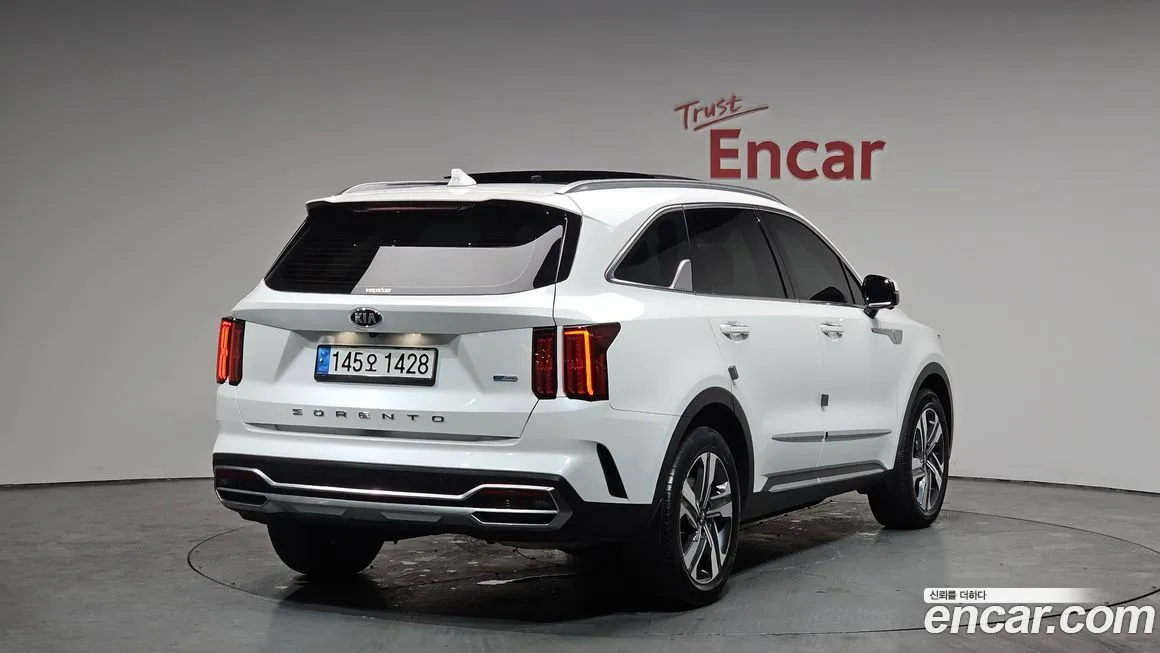 Kia Sorento — фото 8