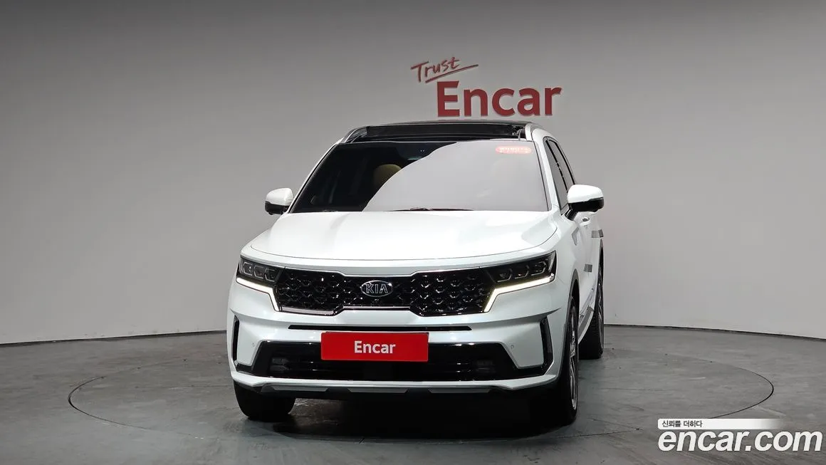 Kia Sorento — фото 7