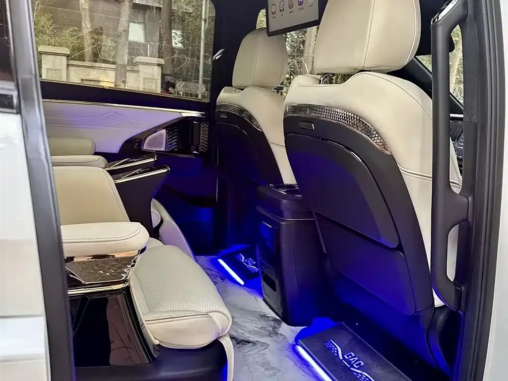 GAC Motor Trumpchi M8 — фото 3