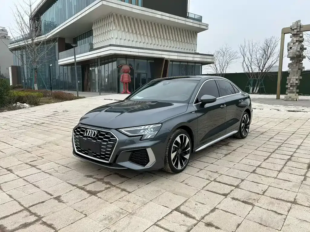Audi A3 2024 из CN, фото 1