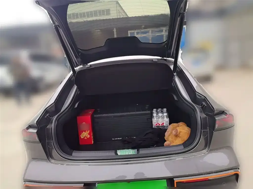 Changan UNI-V 2023 из CN, фото 5