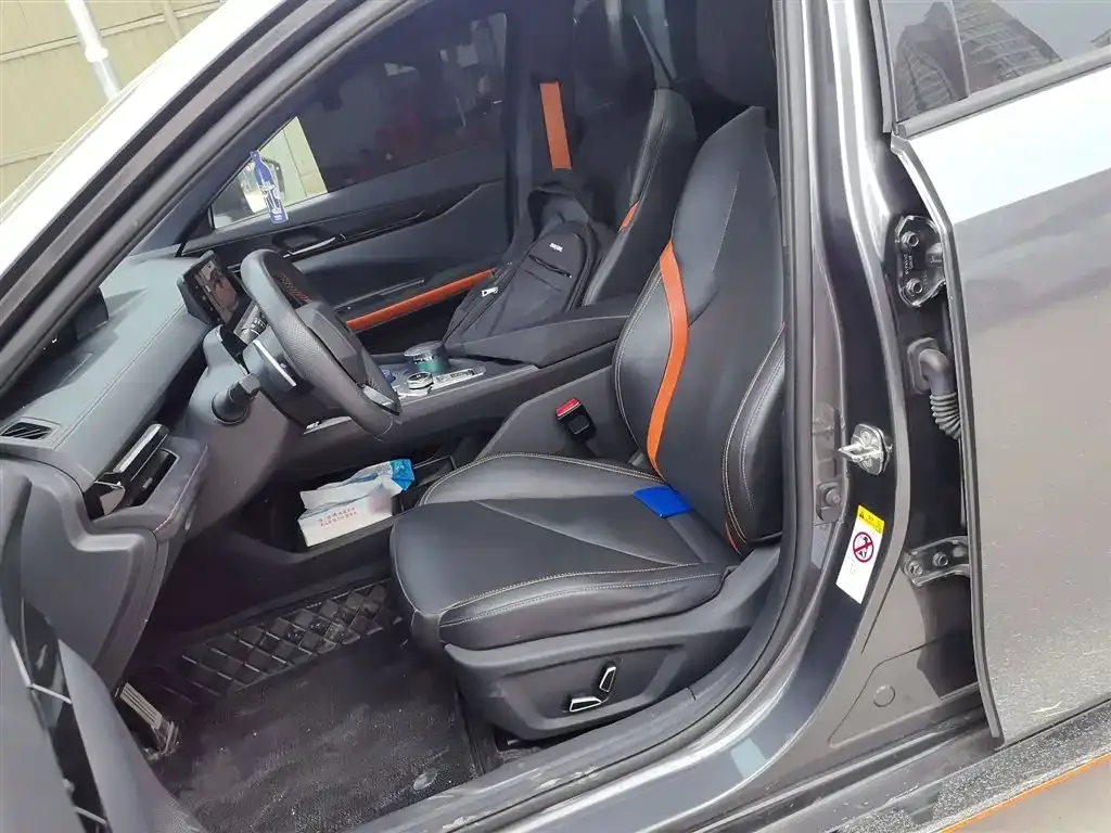 Changan UNI-V 2023 из CN, фото 8