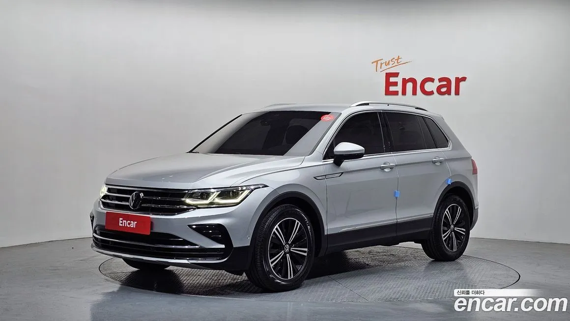 Volkswagen Tiguan — фото 1